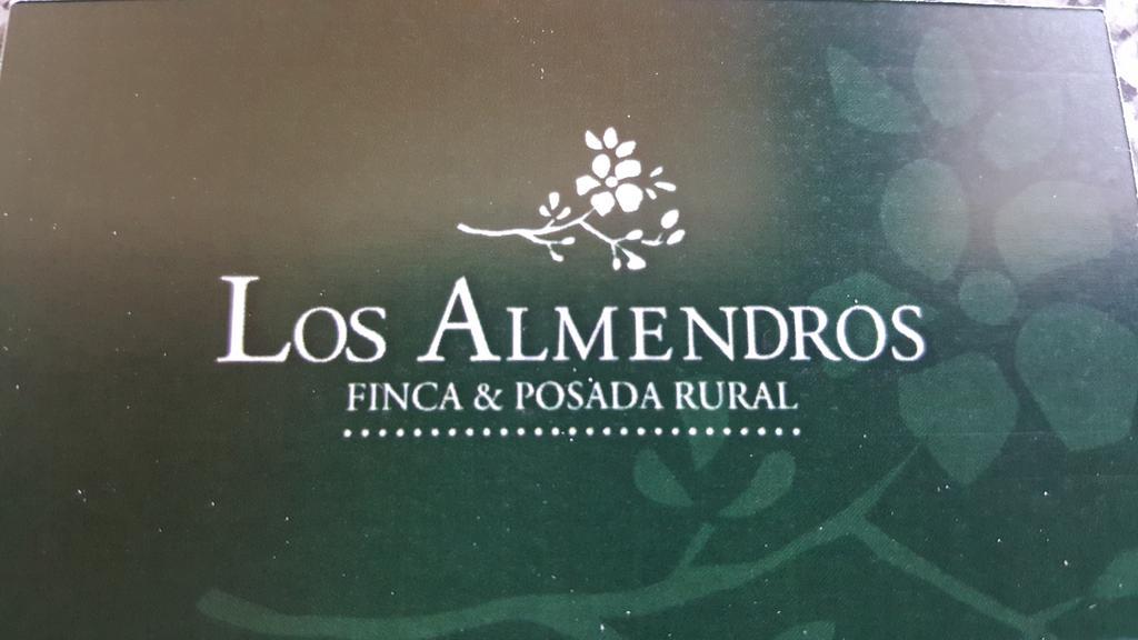 Отель Finca Los Almendros Тунуян Экстерьер фото
